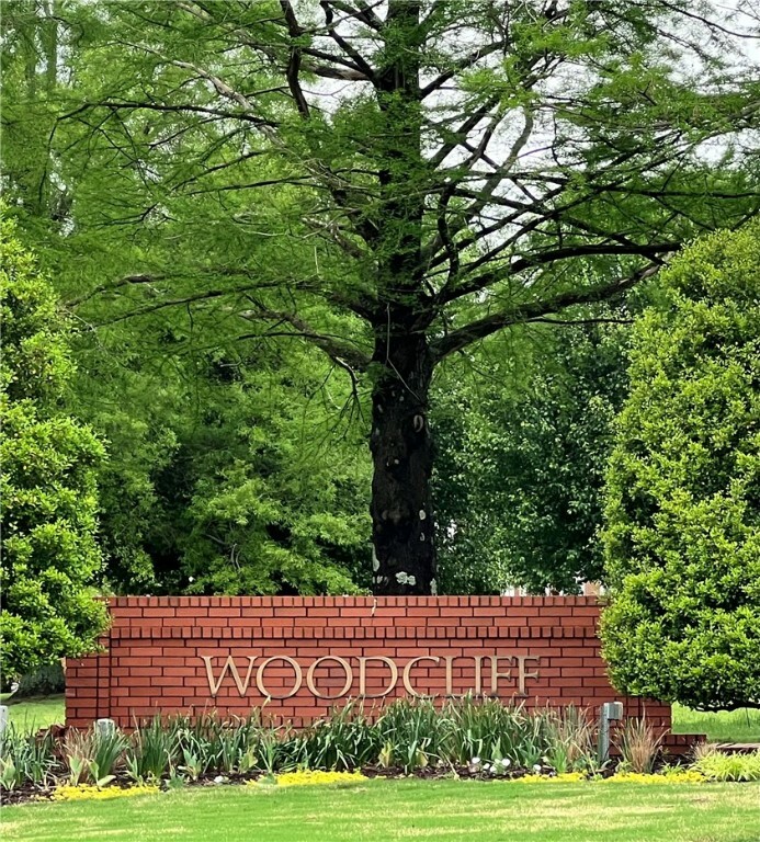 105 Woodcliff Circle  Springdale AR 72764 photo