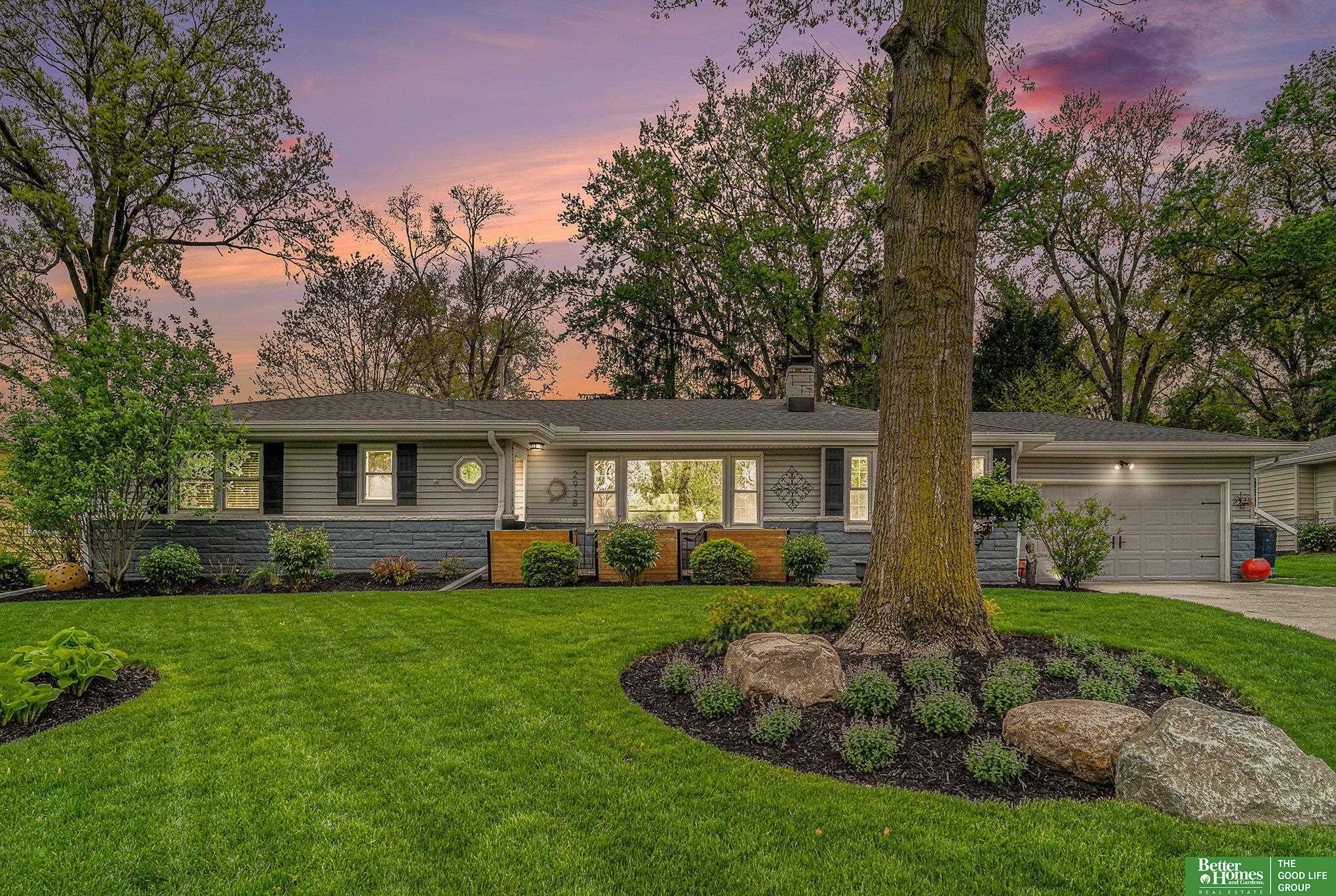 2938 Bridgeford Road  Omaha NE 68124 photo