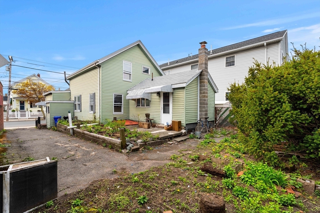 Property Photo: 322-324 Pearl Street MA 02148