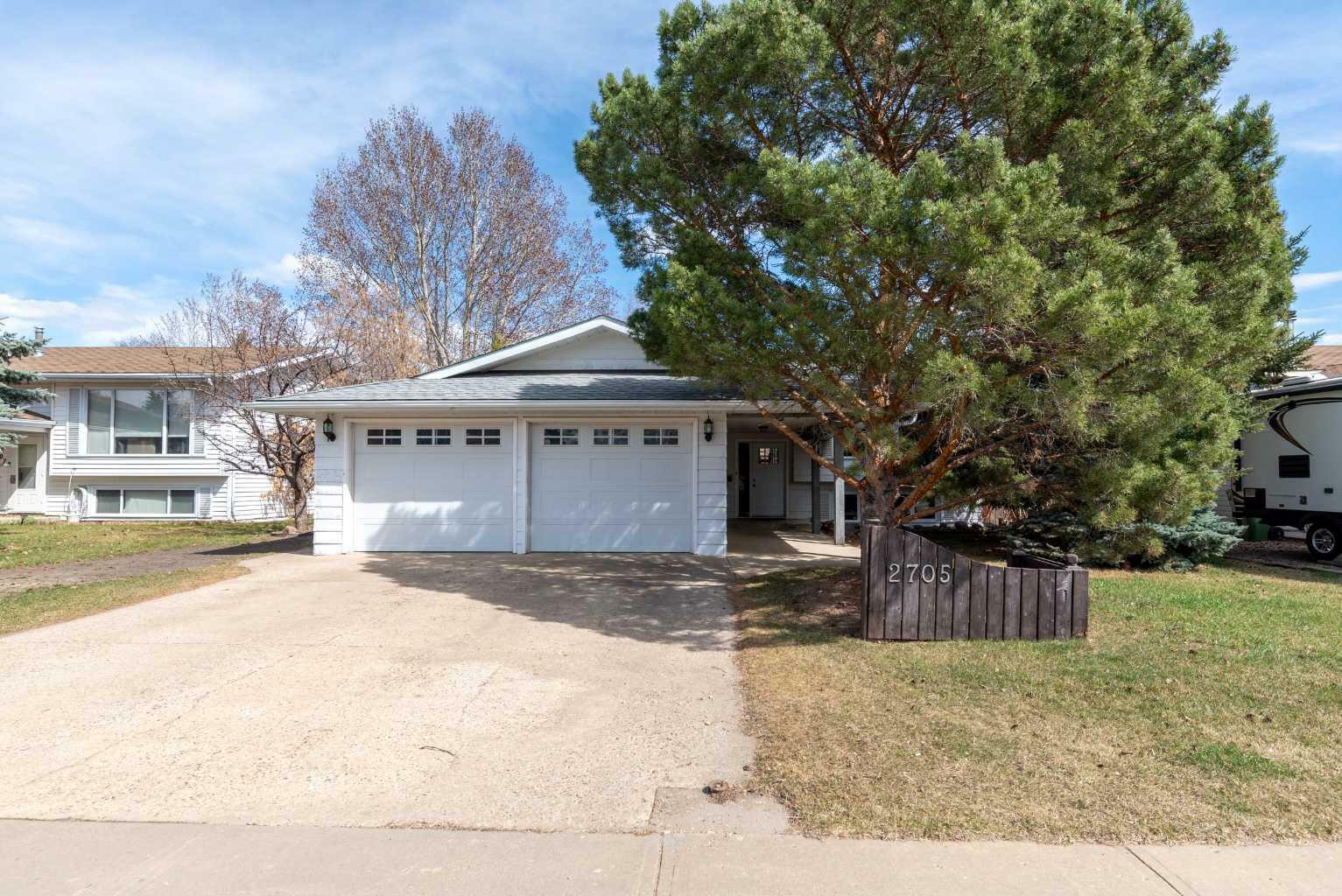 2705 52 Avenue  Lloydminster AB T9V 2L3 photo