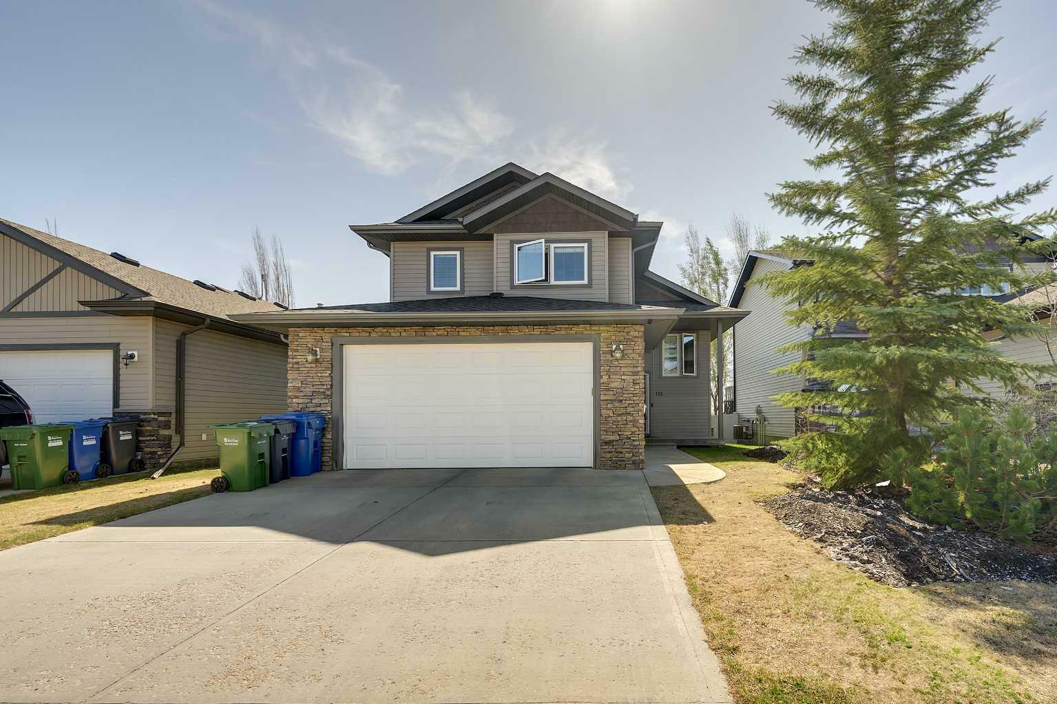 Property Photo: 112 Vanson Close AB T4R 0G9