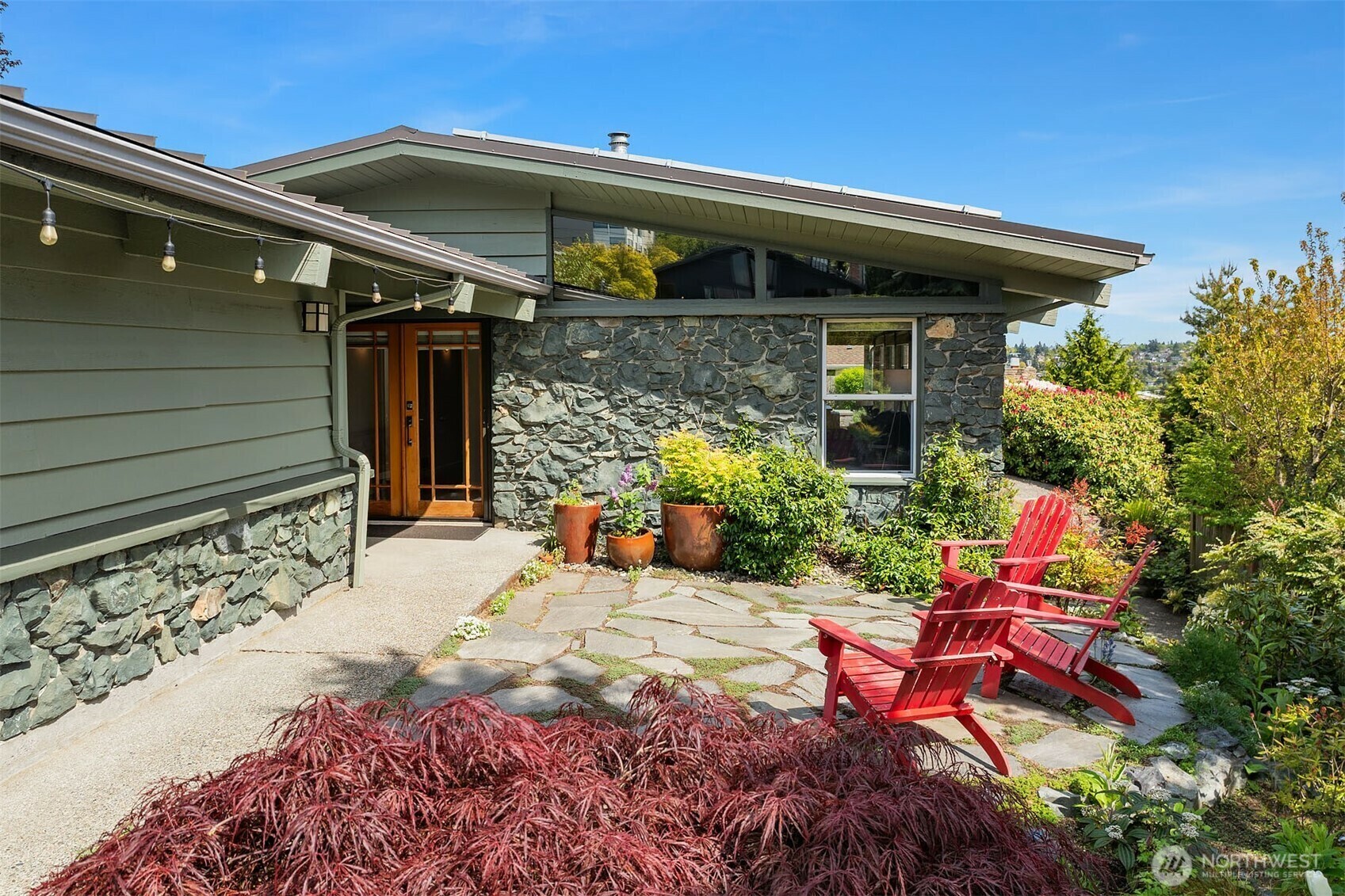 Property Photo: 2824 26th Avenue W WA 98199