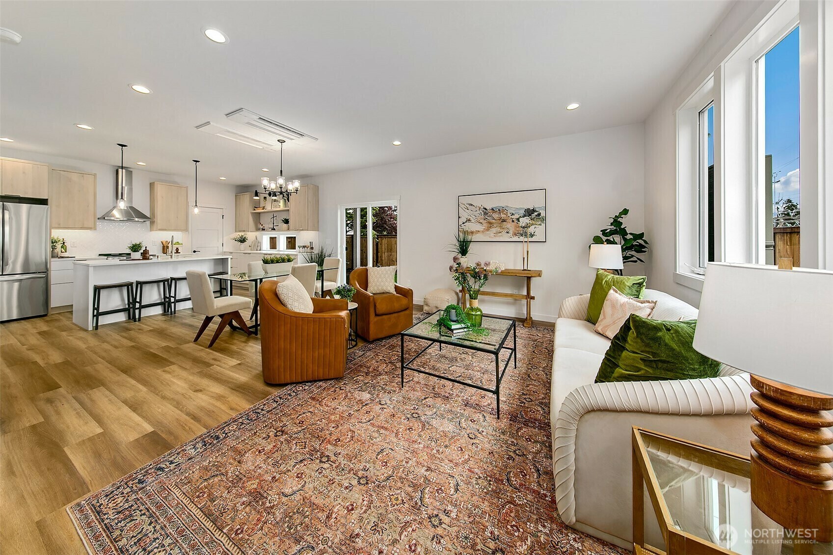 Property Photo: 10706 Fremont Avenue N WA 98133