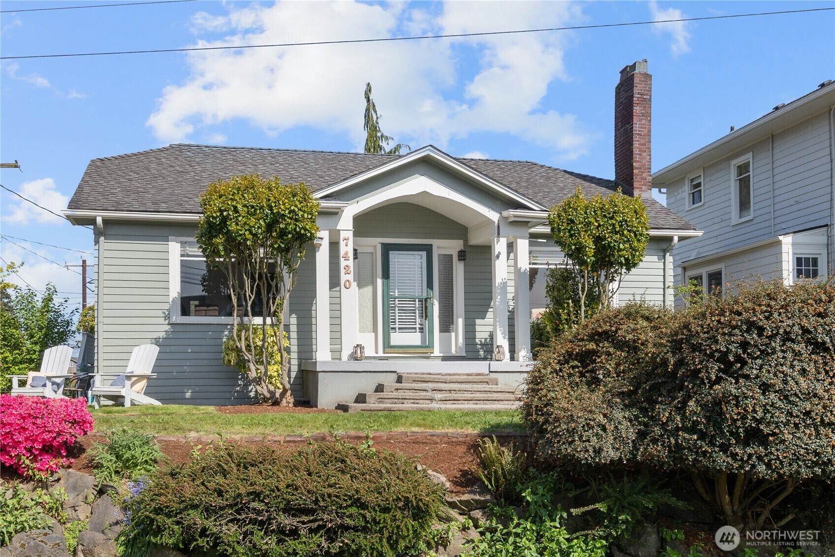 Property Photo: 7420 34th Avenue NW WA 98117