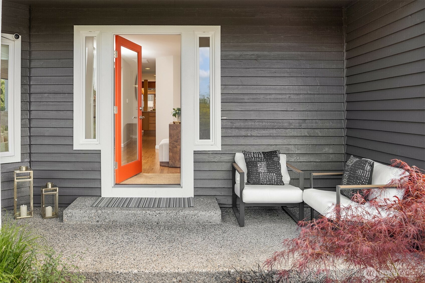 Property Photo: 14770 SE 63rd Place WA 98006