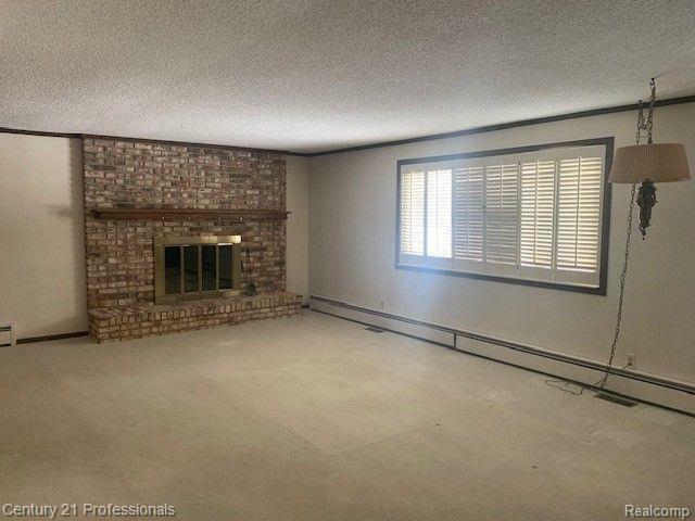 Property Photo: 560 Sylvanwood Drive MI 48085