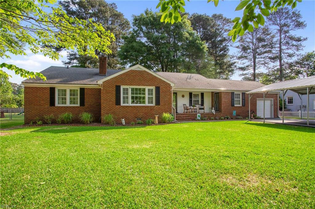 Property Photo: 332 Robinhood Rd VA 23851