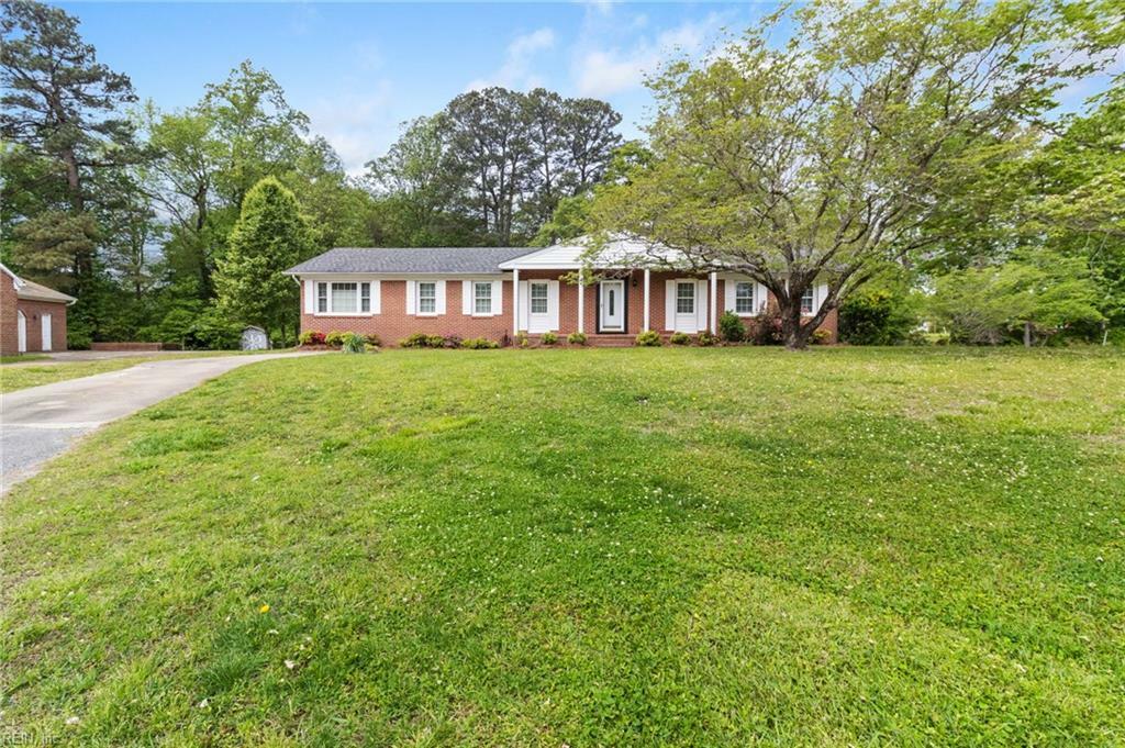 1532 Forest Glen Cir  Suffolk VA 23434 photo