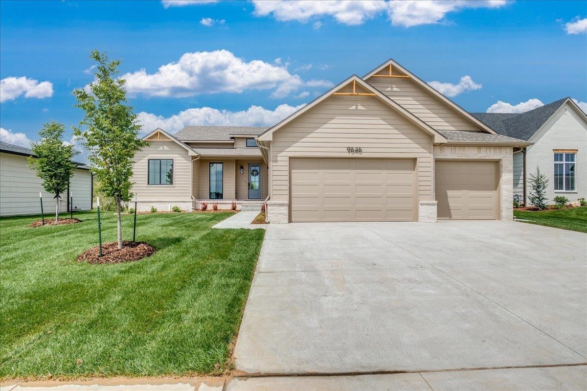 9646 W Cedar Lane  Maize KS 67101 photo