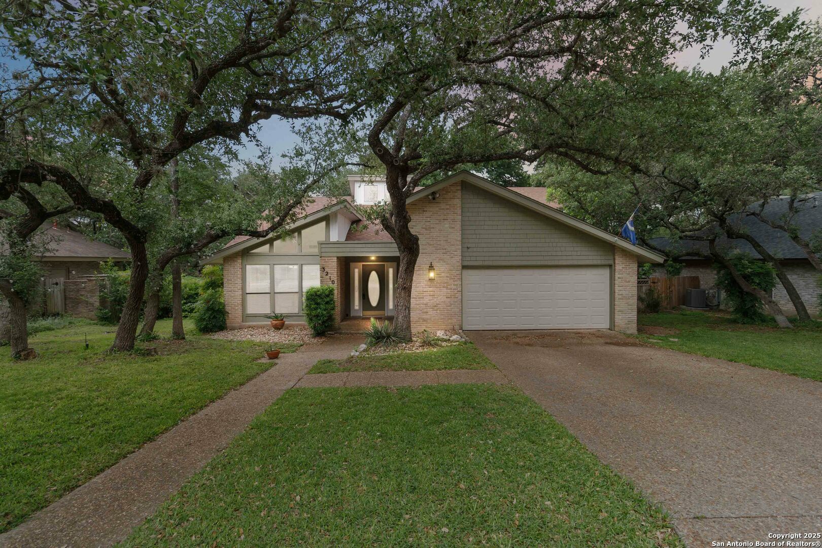 Property Photo: 3210 Whisper Bells TX 78230
