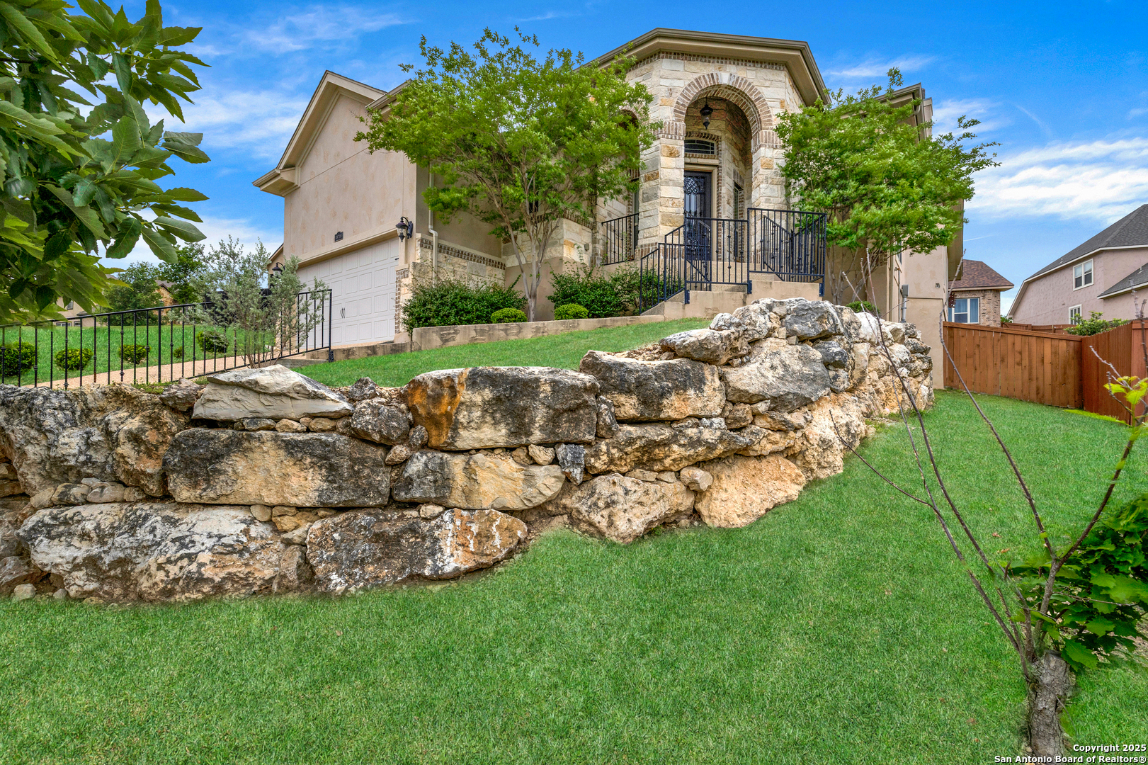 Property Photo: 18718 Real Ridge TX 78256
