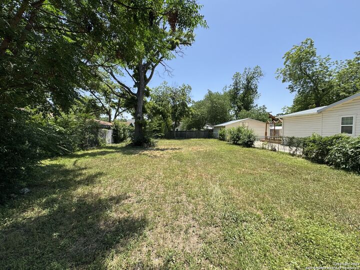 Property Photo: 234 Russell TX 78212