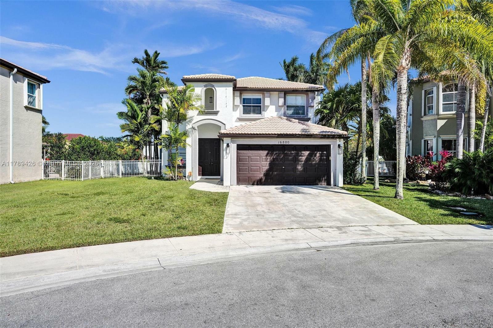 Property Photo: 16880 SW 49th Ct FL 33027