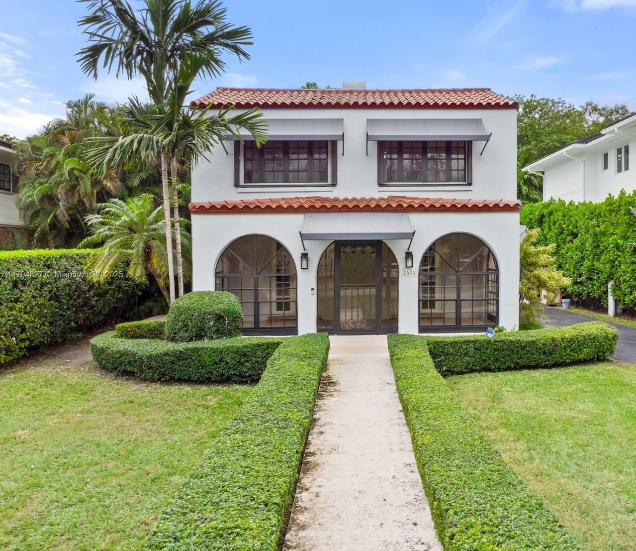 Property Photo: 2618 Alhambra Circle FL 33134