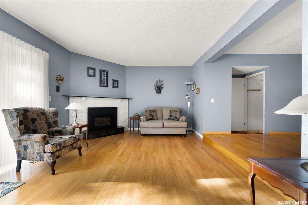 222 Plainsview Drive  Regina SK S4S 6N1 photo