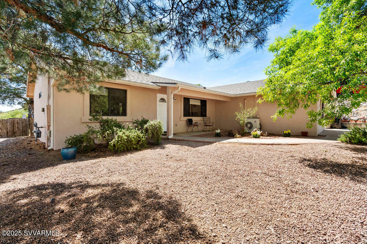 Property Photo: 743 E Cherry Hills Way AZ 86326