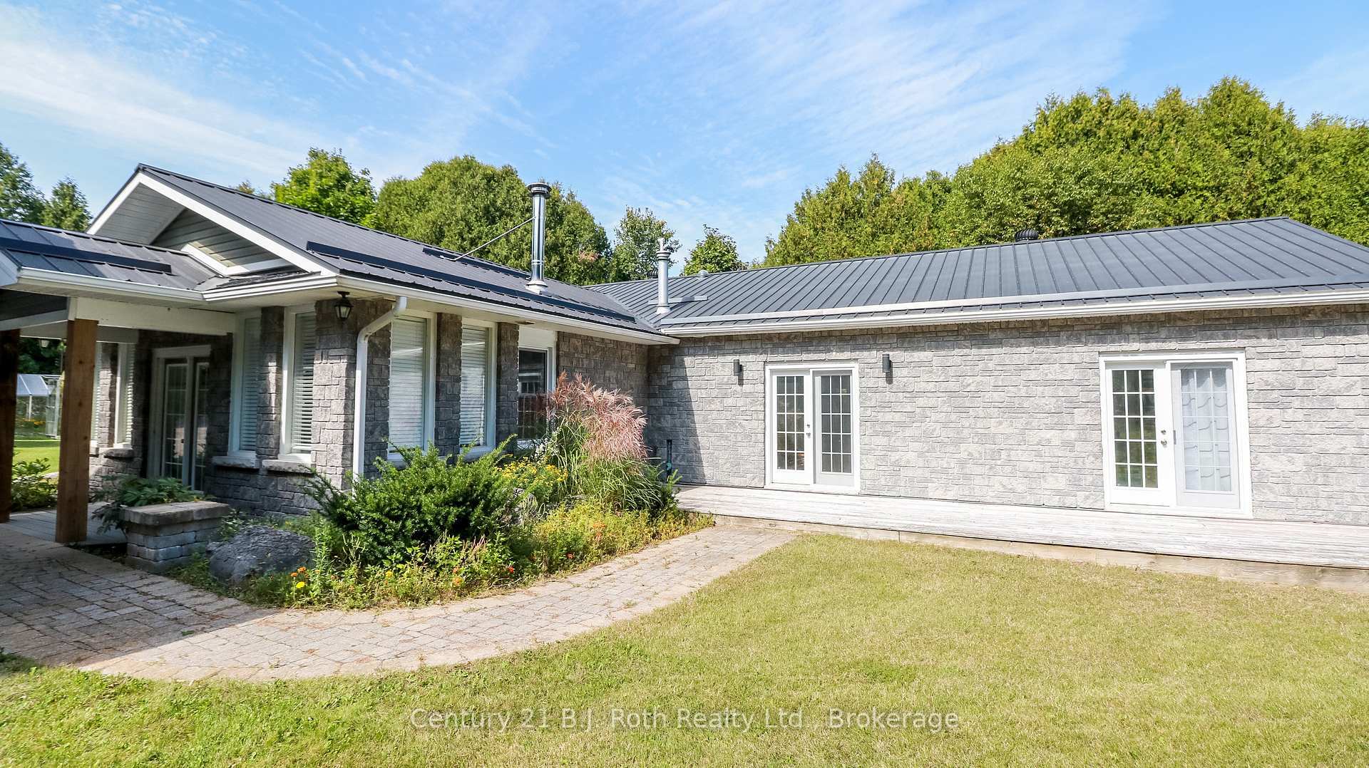 Property Photo: 2709 Wainman Line ON L0K 1E0