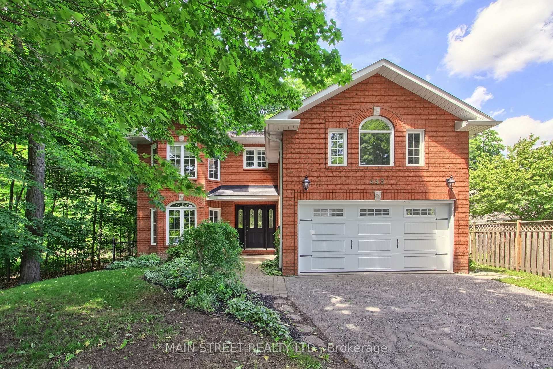 Property Photo: 443 Sunnidale Road ON L4N 7A8