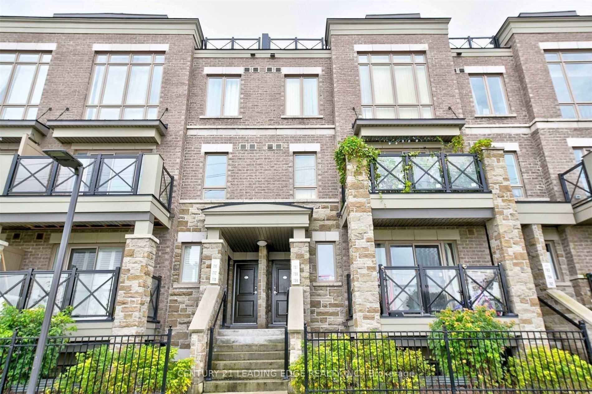 Property Photo: 60 Dunsheath Way 708 ON L6B 0A7
