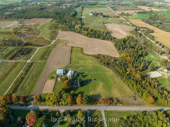 Photo de la propriété:  772 Townline Road W  ON L0B 1A0 