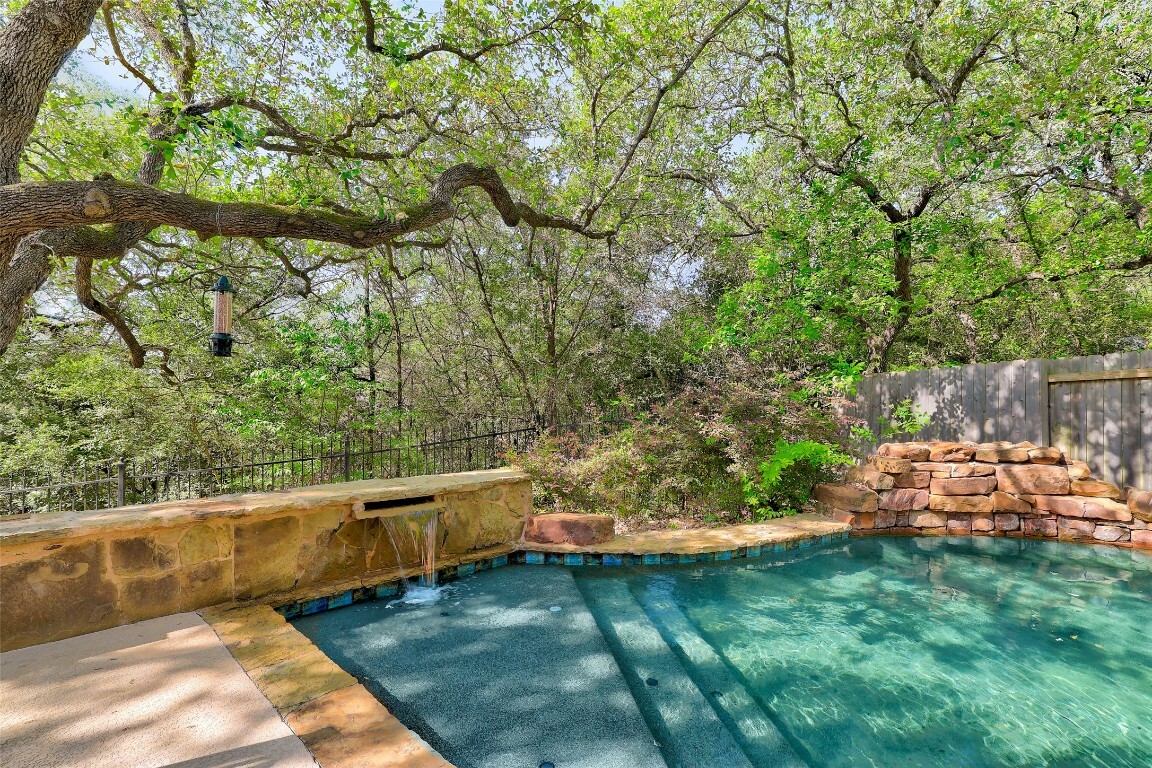 Property Photo: 10768 Bramblecrest Drive TX 78726
