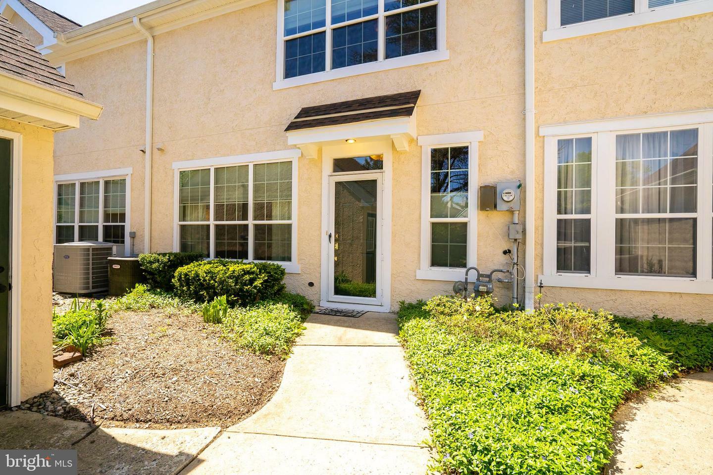 Property Photo: 47 Ashford Drive NJ 08536