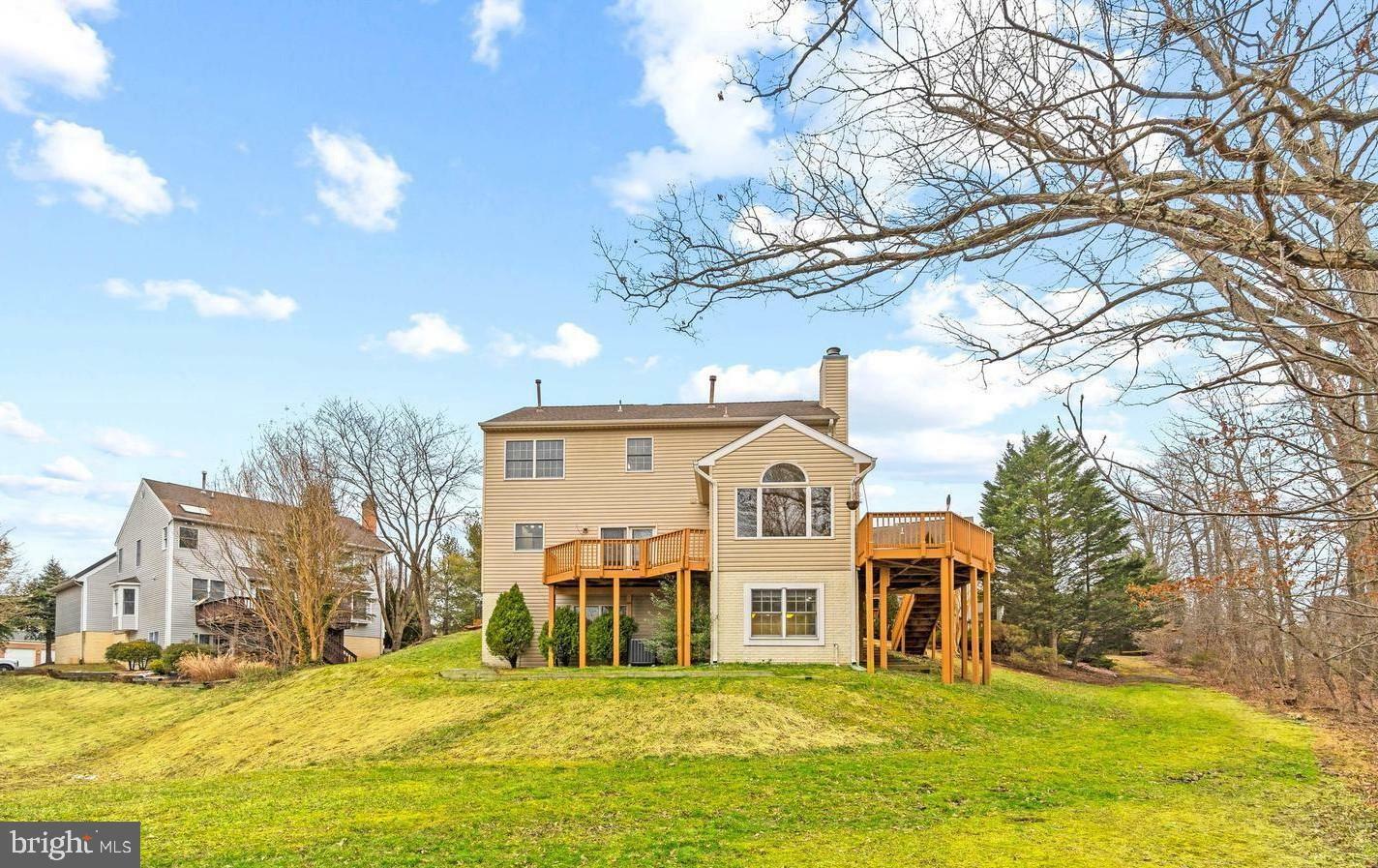 Property Photo: 12925 Wheatland Road VA 22033