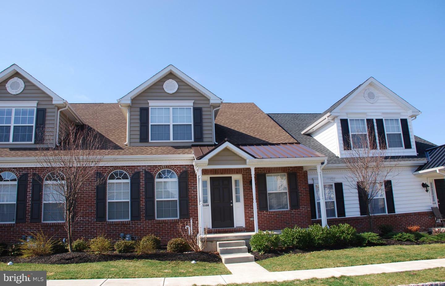Property Photo: 2108 Hanford Way PA 18073