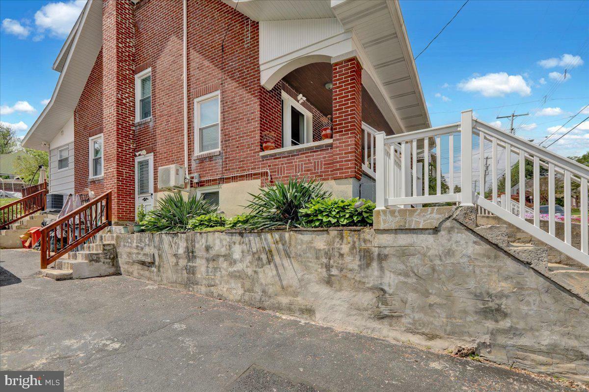 Property Photo: 24 Walnut Street PA 19540