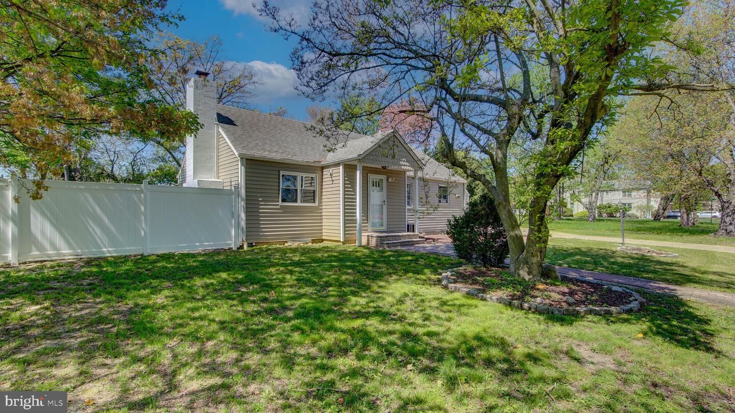 Property Photo:  23 Serviss Avenue  NJ 08816 