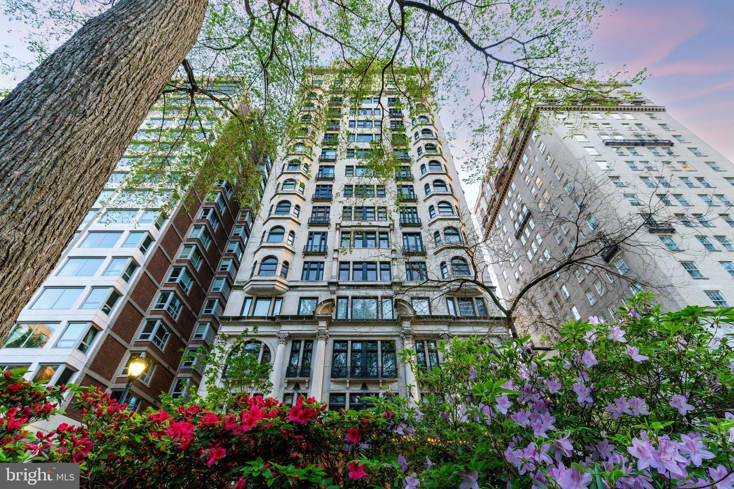 Property Photo: 1830 Rittenhouse Square 17B PA 19103