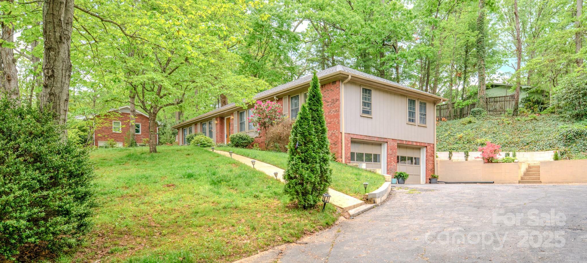 Property Photo: 6 Chipmunk Cove Road NC 28804