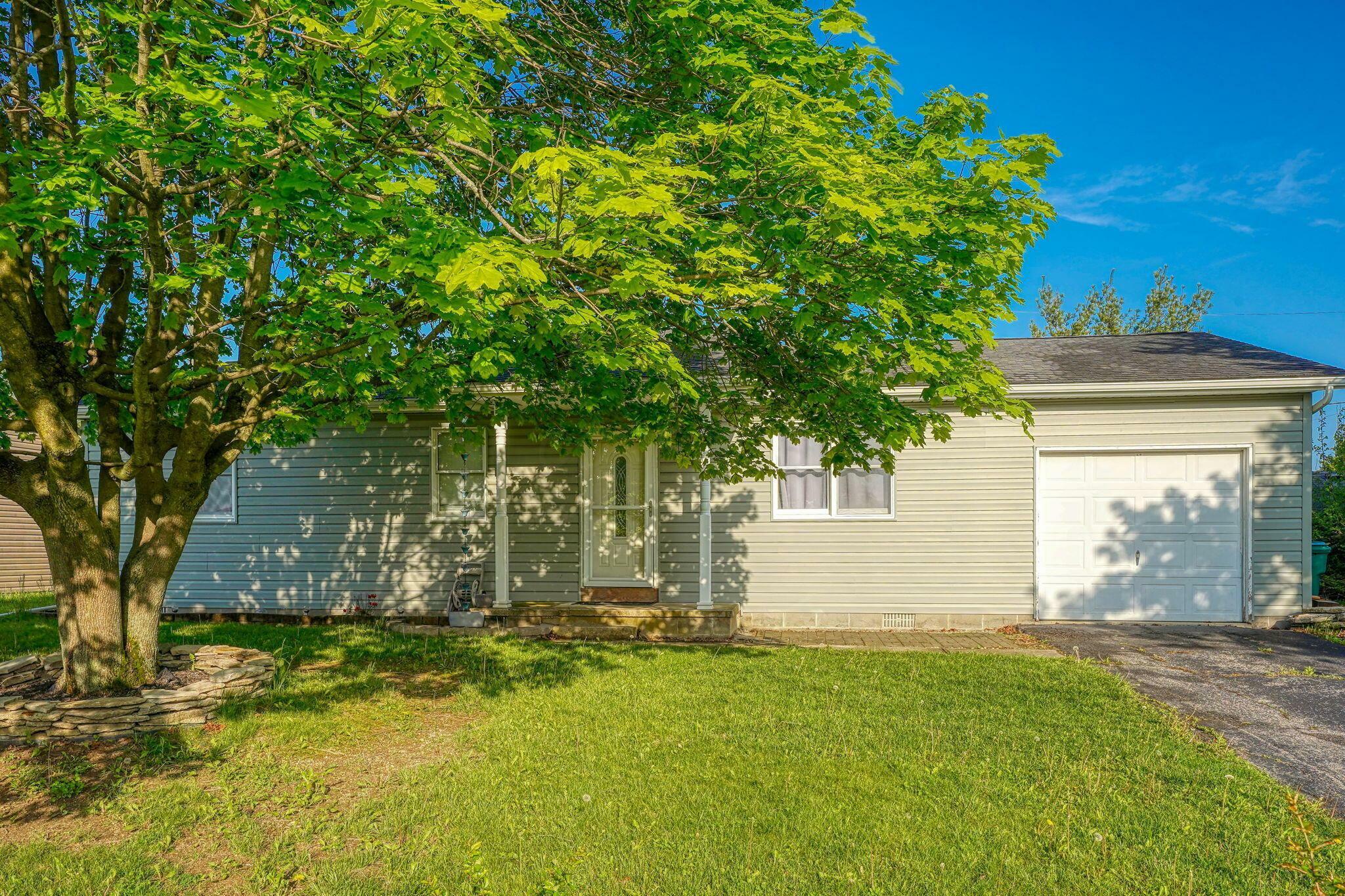 Property Photo: 145 Danbury Road OH 43162