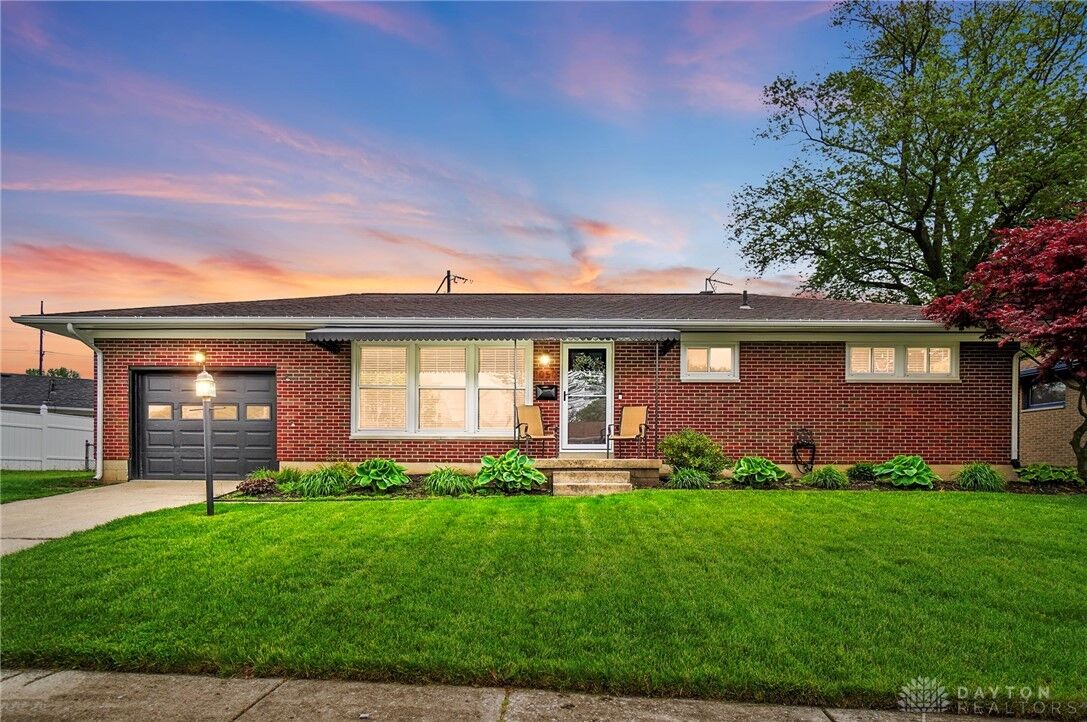 Property Photo: 1050 Stanway Avenue OH 45503