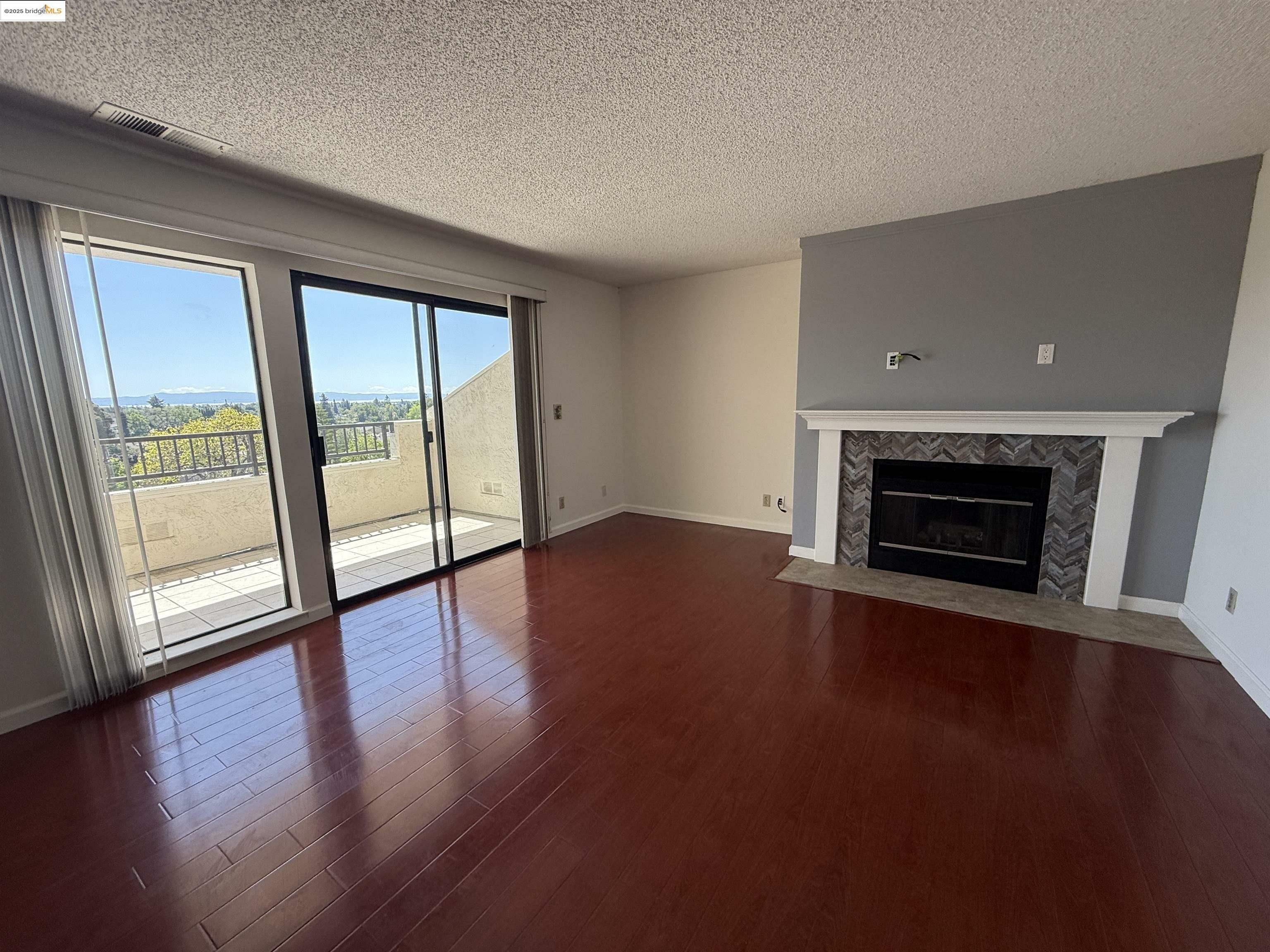 Property Photo:  22012 Sevilla Rd 102  CA 94541 