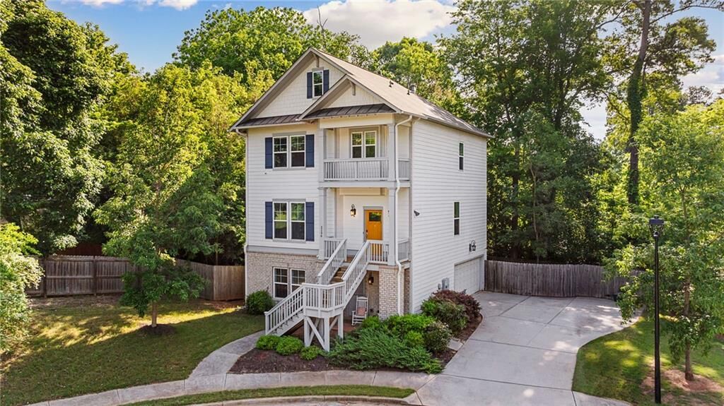 Property Photo:  2136 Oak Knob Drive  GA 30032 