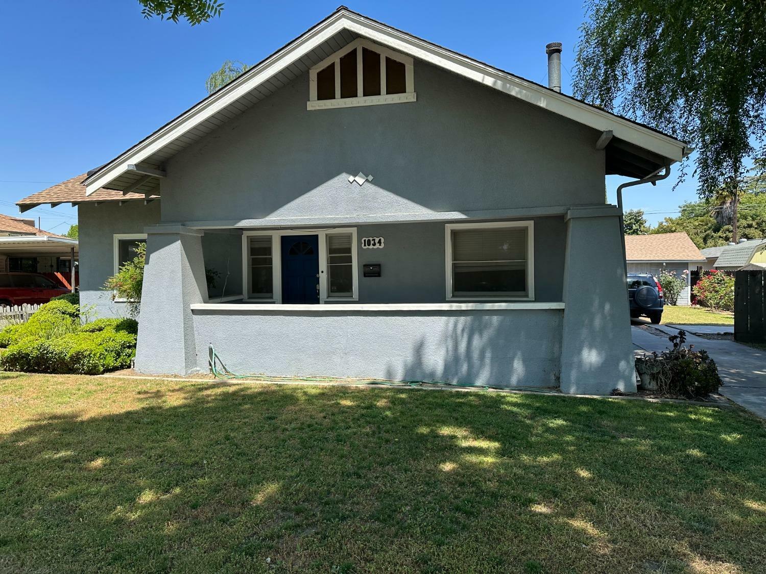 Property Photo: 1034 L Street CA 93654