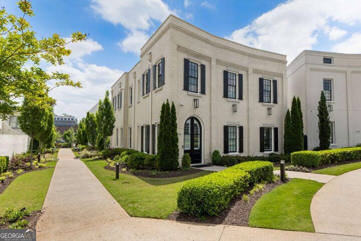 Property Photo: 316 S Esplanade GA 30009