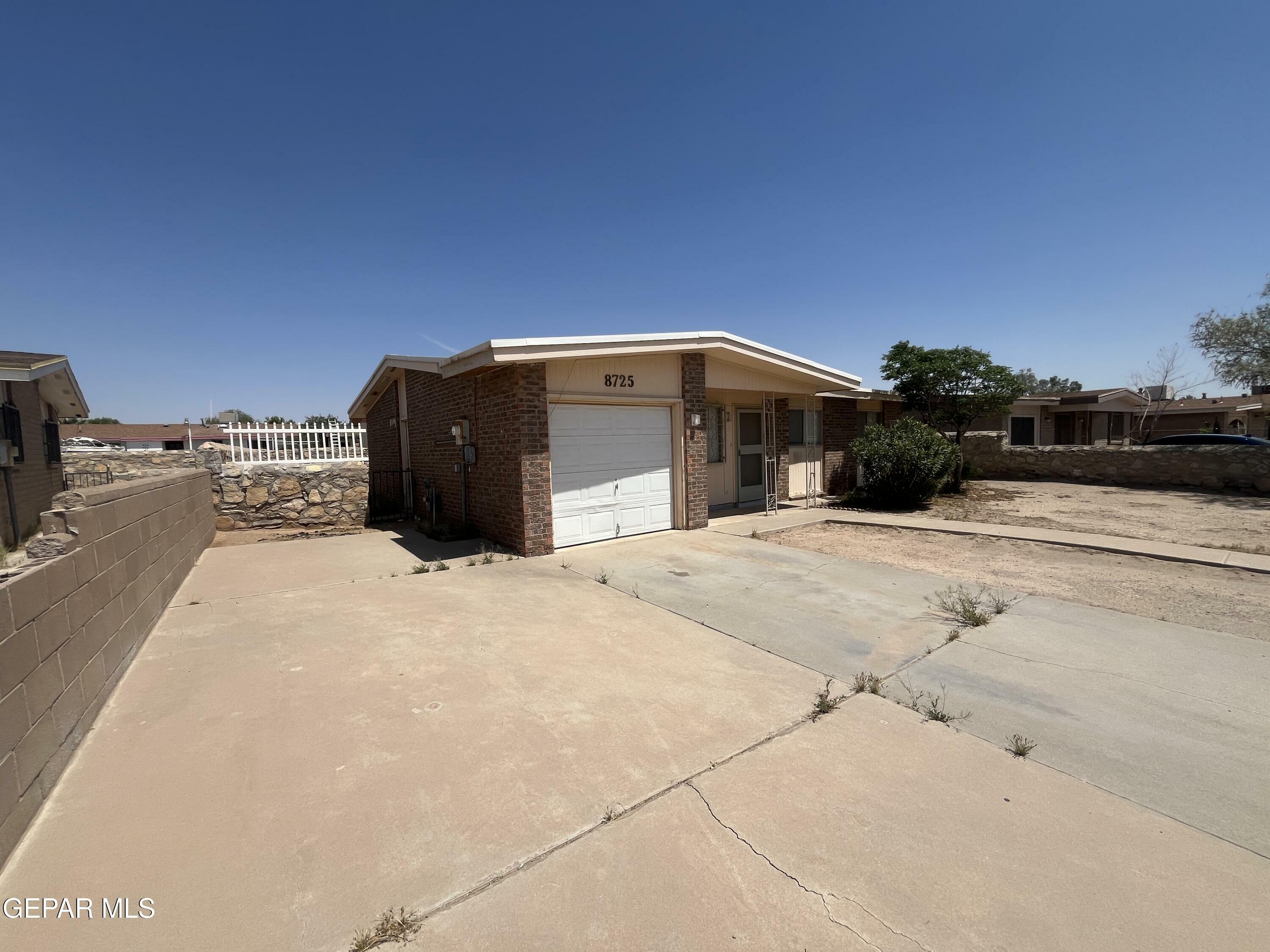 Property Photo: 8725 Plains Drive TX 79907