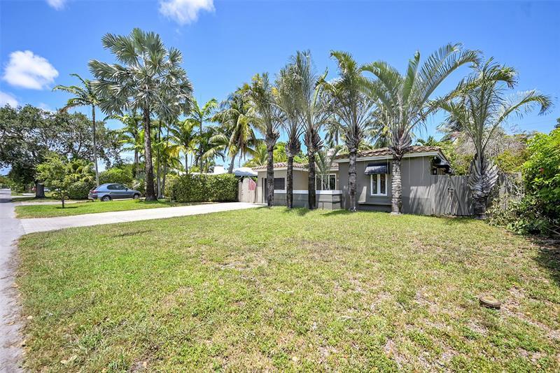Property Photo: 1434 NE 16th Ave FL 33304