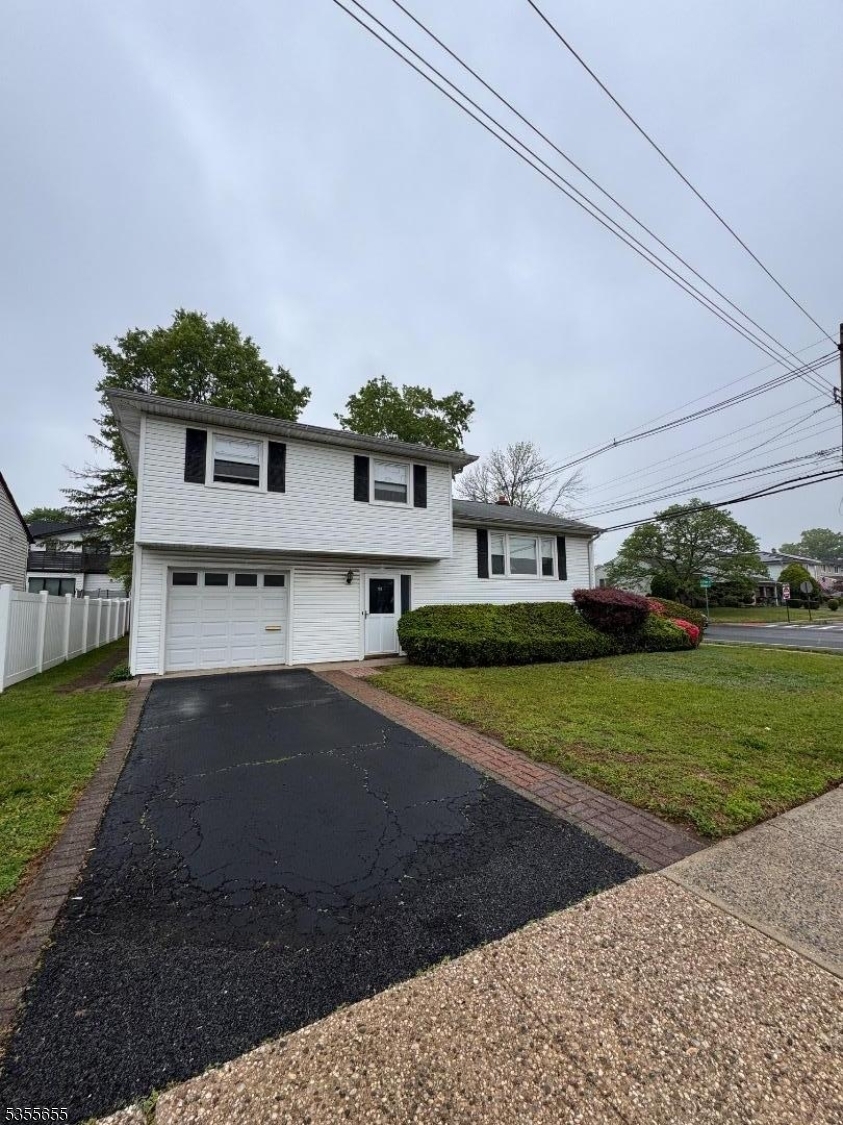 Property Photo: 700 Haven Pl NJ 07036