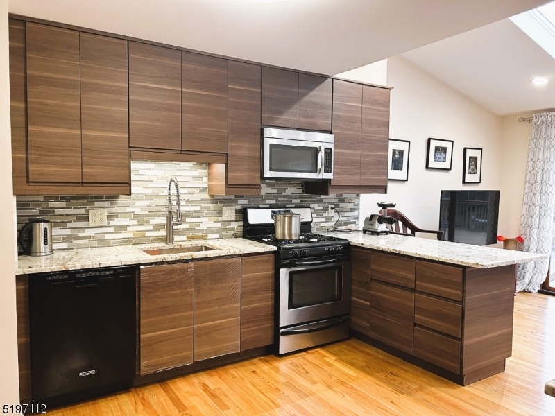 Property Photo: 5 Timber Hill Dr NJ 07039