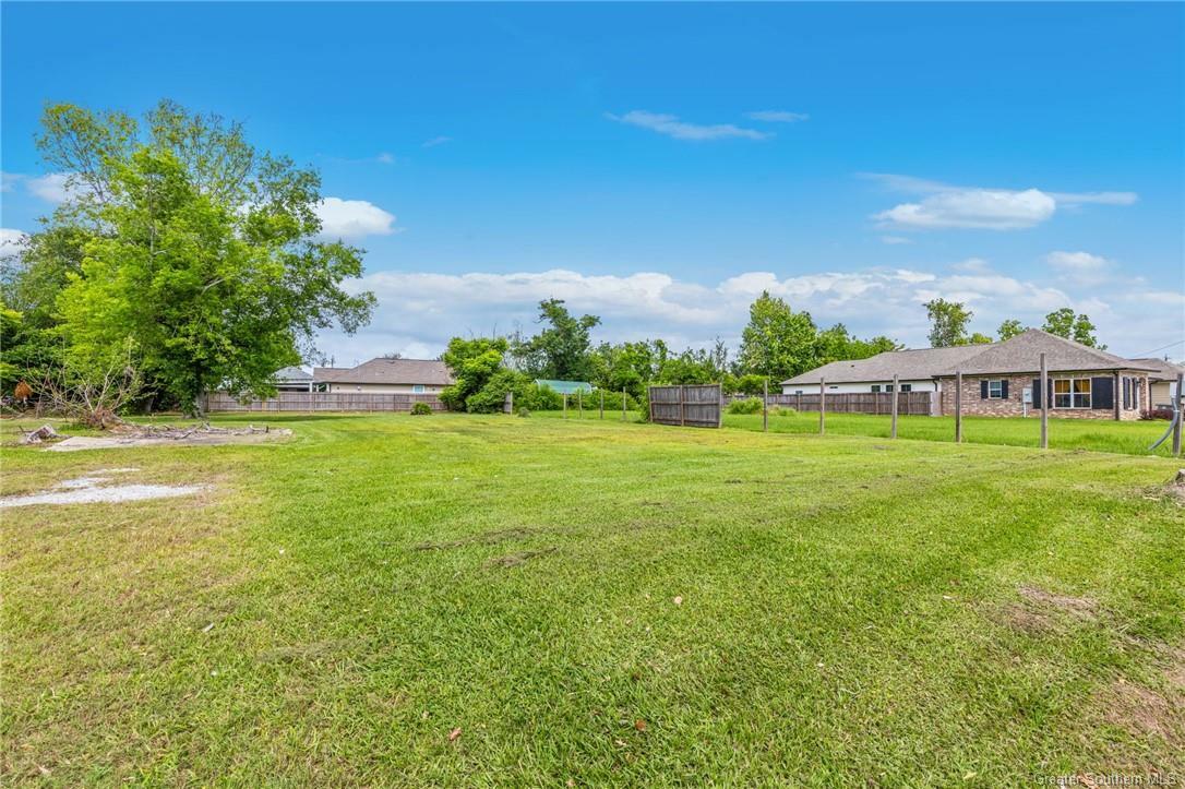 Property Photo: 2930 A Hodges Street LA 70601