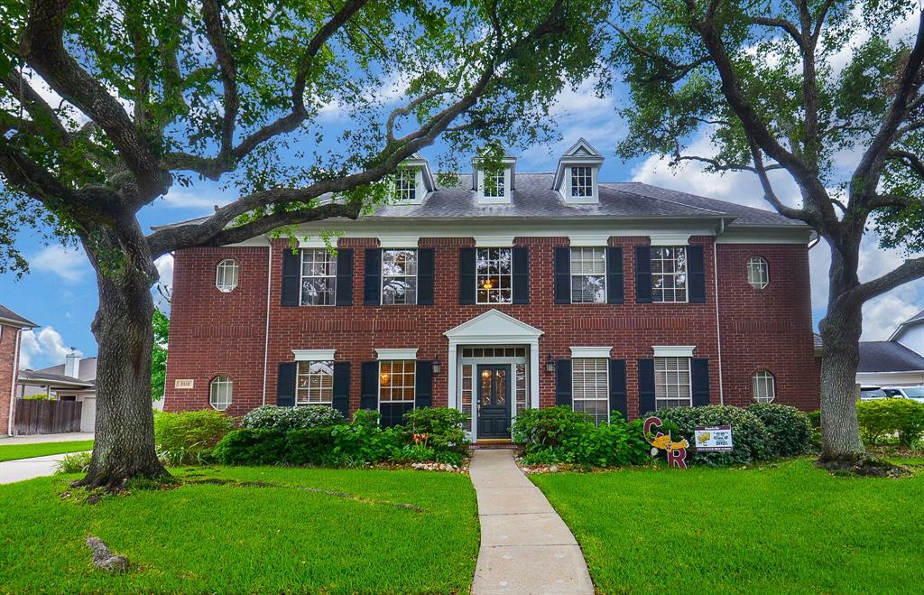 Property Photo: 3510 S Lake Village Drive TX 77450