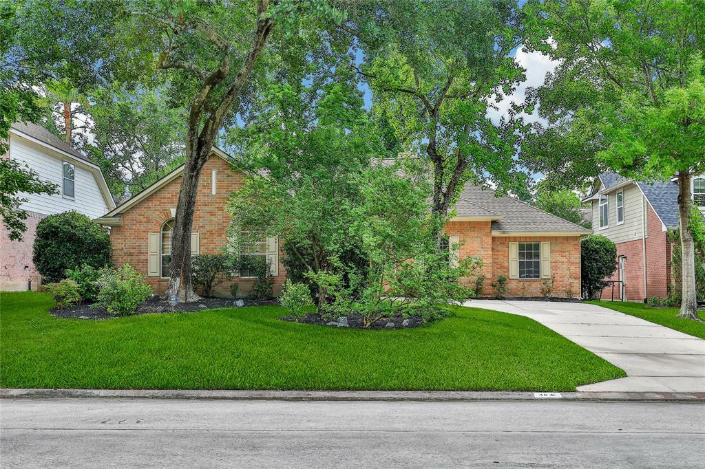 Property Photo: 46 N Bluff Creek Circle TX 77382