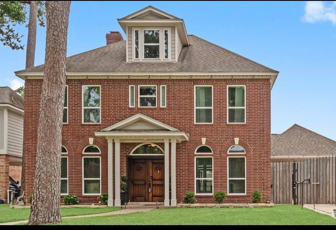 Property Photo: 6047 Oak Creek Lane TX 77379