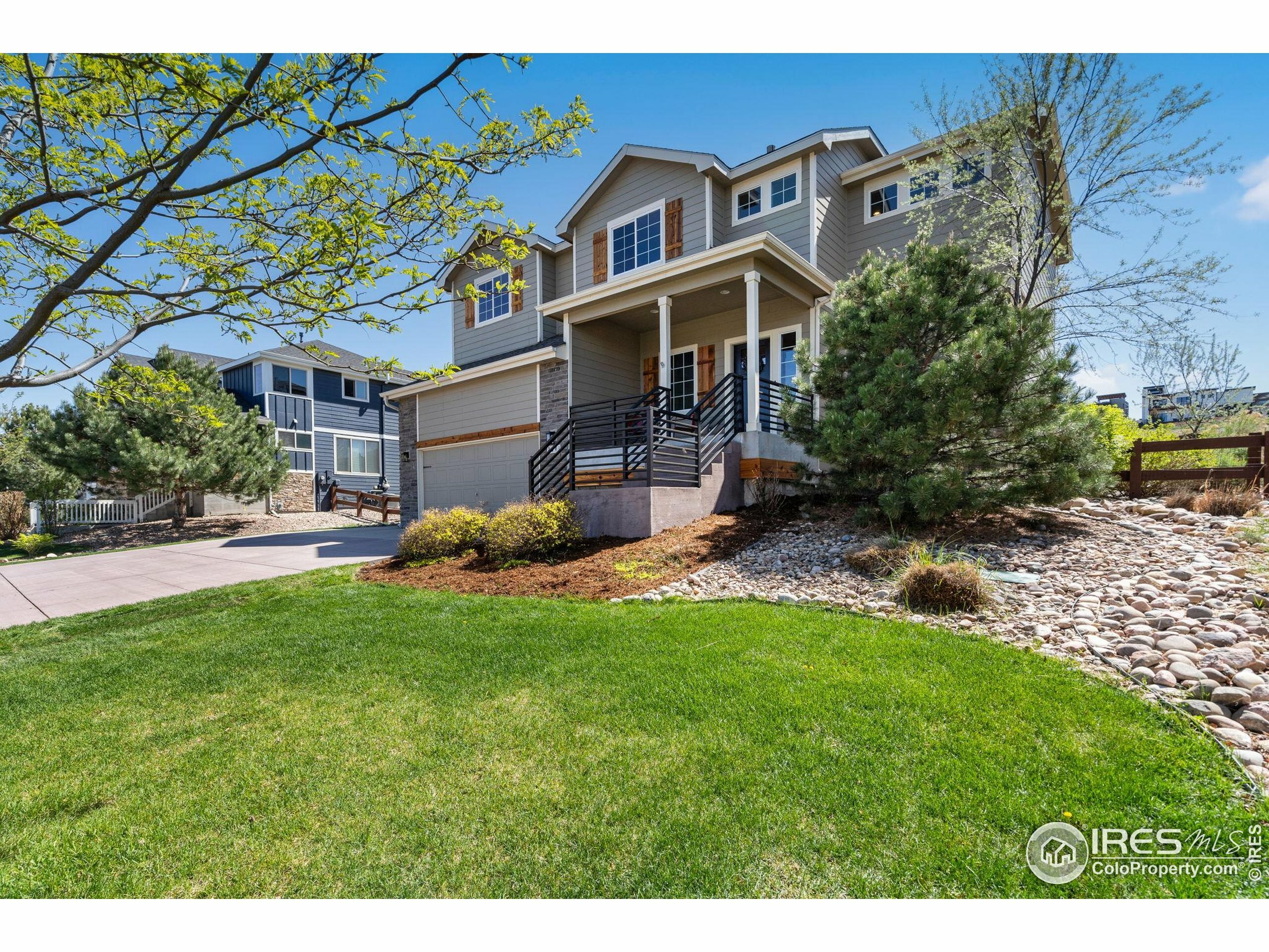 Property Photo: 2041 Bayfront Dr CO 80550