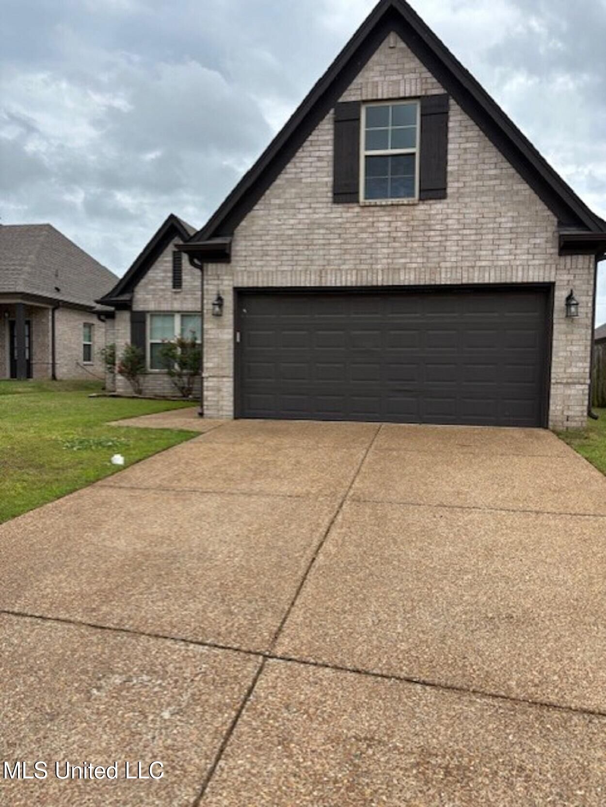 Property Photo: 1466 Switzer Cove MS 38671