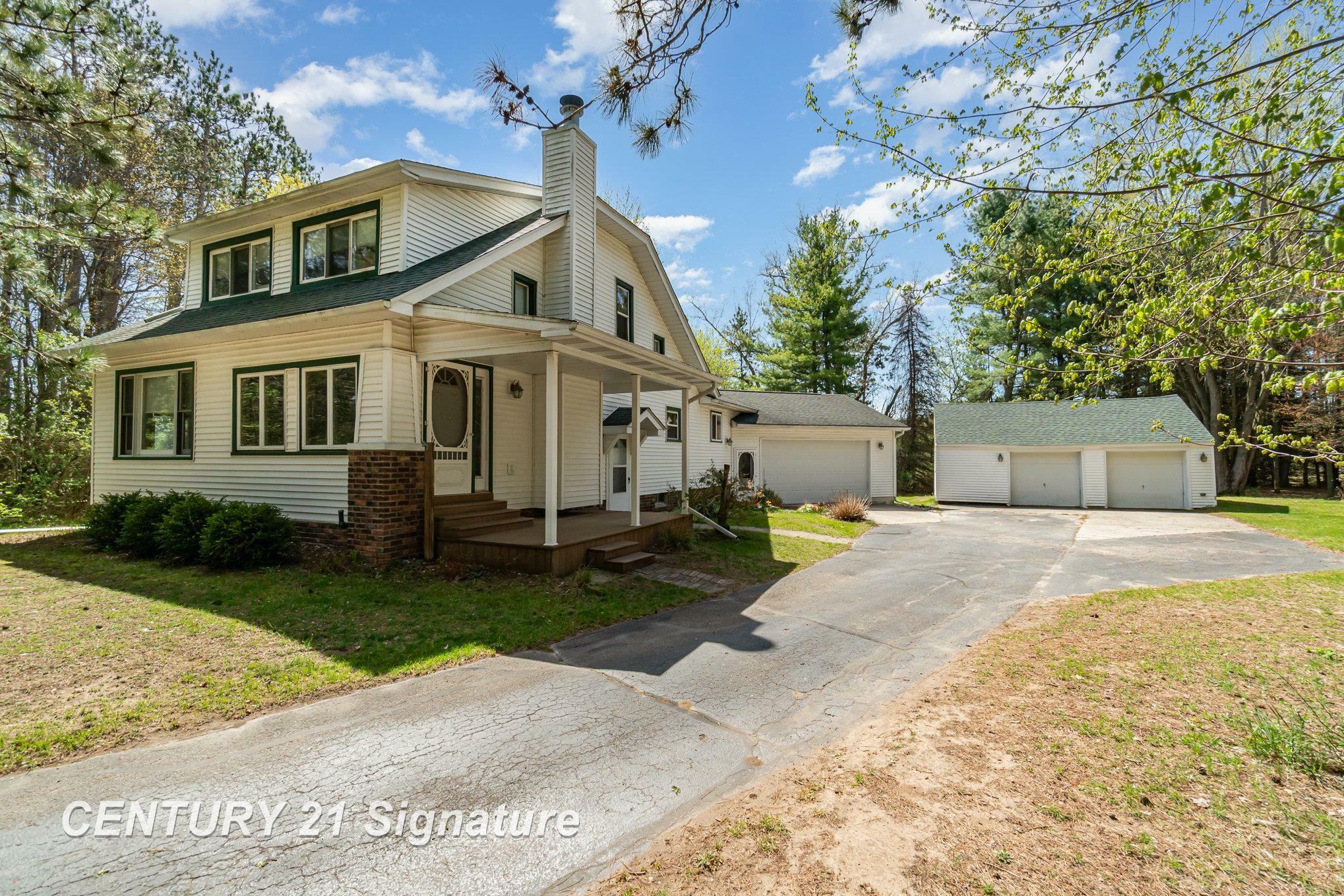 Property Photo: 10249 Evans Road MI 48609