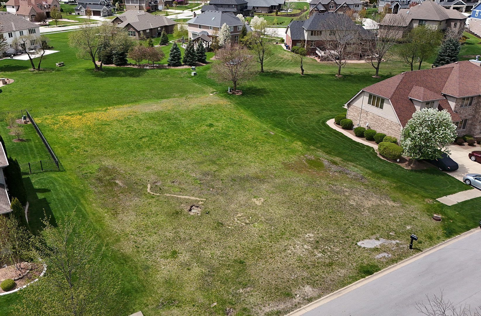Property Photo: 22736 Parkview Lane IL 60423